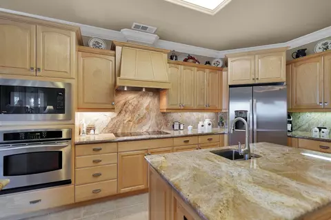 1502 St Andrews Dr, Redding, CA 96003 photo 13