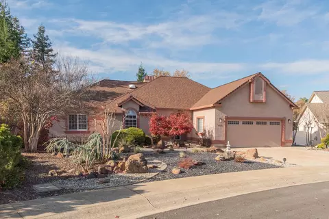 1022 Spring Ridge Dr, Redding, CA 96003 photo 1