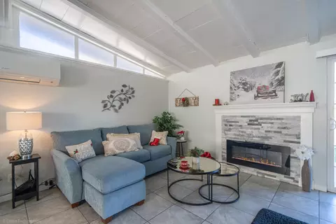 5486 Midway Dr, Redding, CA 96003