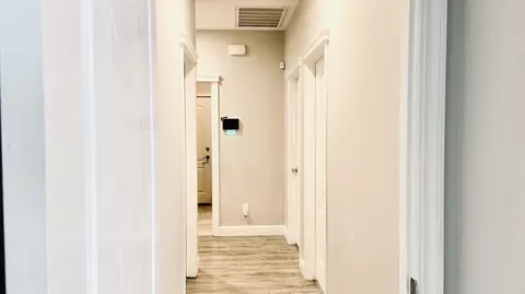 Entry Way - 4764 Squirrel Run Ct, Redding, CA 96002 photo 4 of 4