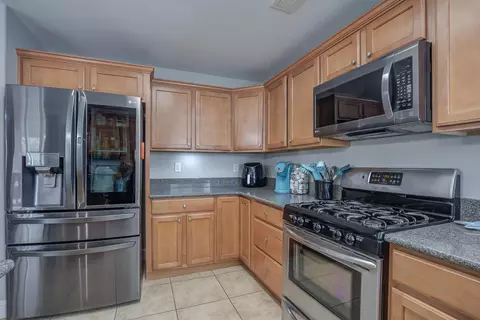 11734 Brinda Ln, Redding, CA 96003 photo 14