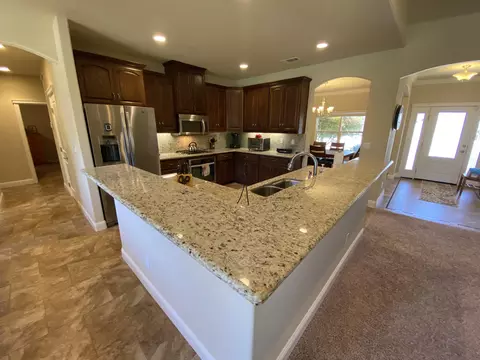 3337 Seedling Dr, Redding, CA 96001 photo 4