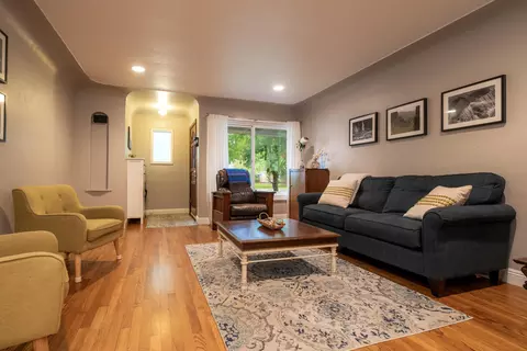 735 Gold St, Redding, CA 96001 photo 7