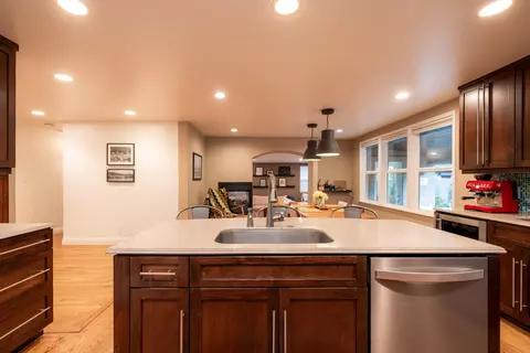 735 Gold St, Redding, CA 96001 photo 15