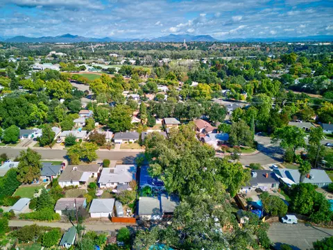 735 Gold St, Redding, CA 96001 photo 44