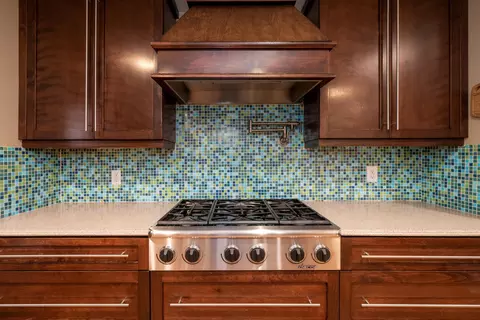 735 Gold St, Redding, CA 96001 photo 13