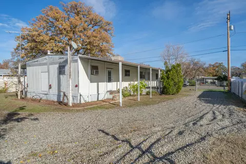 1050 Deodar Way, Redding, CA 96003 photo 37