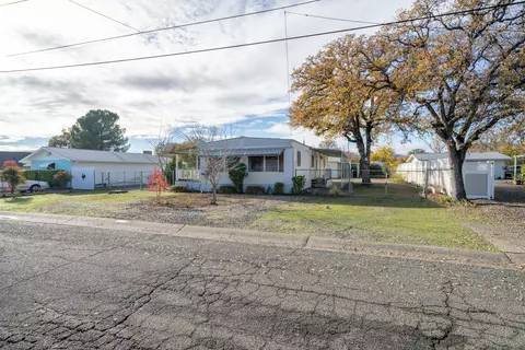 1050 Deodar Way, Redding, CA 96003 photo 43
