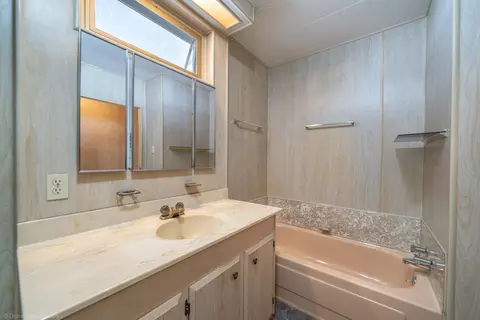 1050 Deodar Way, Redding, CA 96003 photo 20