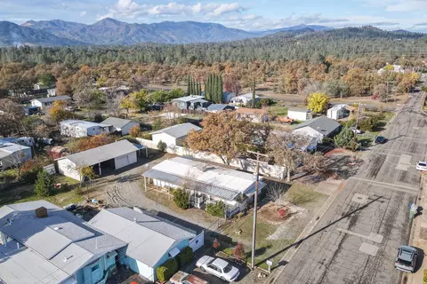 1050 Deodar Way, Redding, CA 96003 photo 54