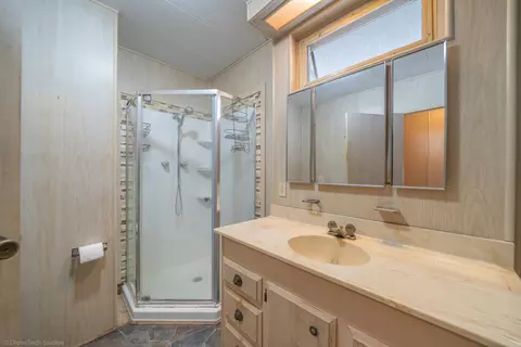 1050 Deodar Way, Redding, CA 96003 photo 21