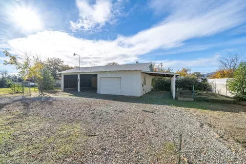 1050 Deodar Way, Redding, CA 96003 photo 28