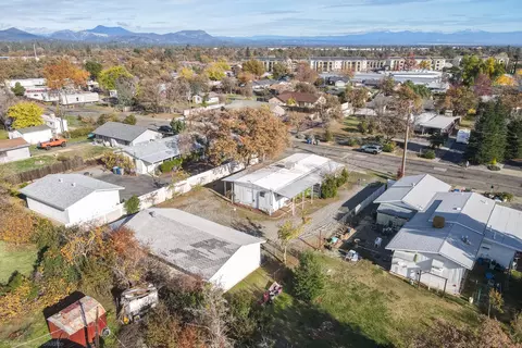 1050 Deodar Way, Redding, CA 96003 photo 55