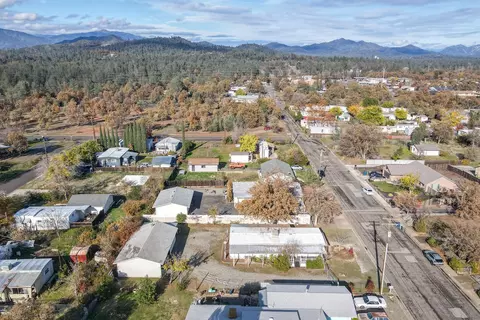1050 Deodar Way, Redding, CA 96003 photo 33