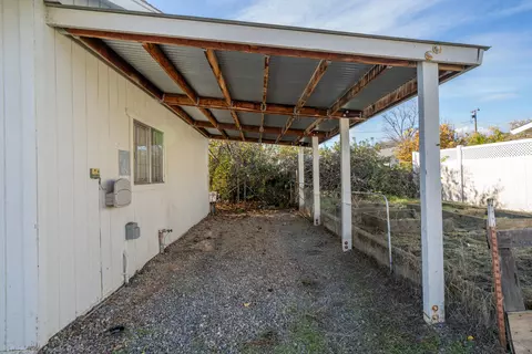 1050 Deodar Way, Redding, CA 96003 photo 32