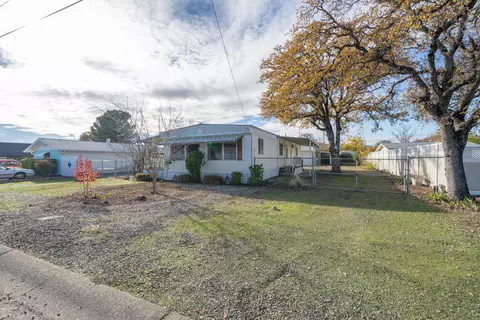 1050 Deodar Way, Redding, CA 96003 photo 40