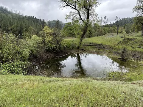 28103 Ca-299, Round Mountain, CA 96084