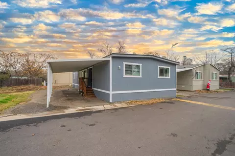 10129 Harley Leighton Rd, Redding, CA 96003