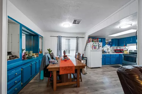 10129 Harley Leighton Rd, Redding, CA 96003 photo 4