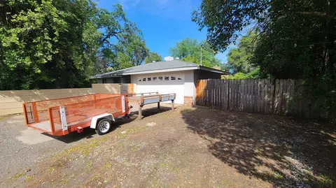 3175 Lawrence Rd, Redding, CA 96002 photo 18