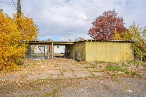 Exterior - 1605 Walbridge St, Red Bluff, CA 96080 photo 6 of 8