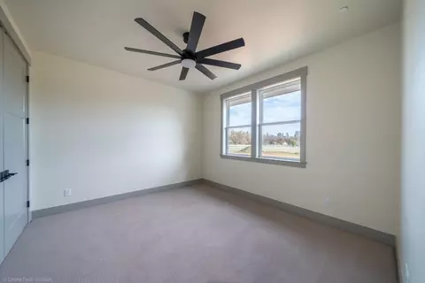 11440 E Stillwater Way, Redding, CA 96003 photo 17