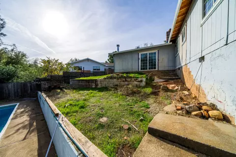1330 Scenic Way, Redding, CA 96001 photo 34