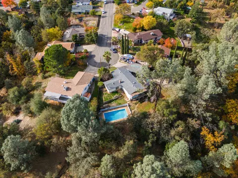 1330 Scenic Way, Redding, CA 96001 photo 38