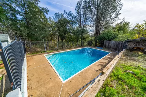 1330 Scenic Way, Redding, CA 96001 photo 25