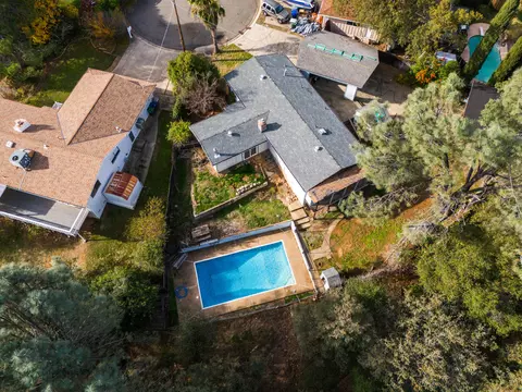 1330 Scenic Way, Redding, CA 96001 photo 37
