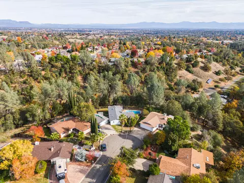1330 Scenic Way, Redding, CA 96001 photo 43