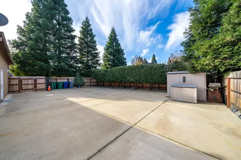 2748 Madison River Dr, Redding, CA 96002 photo 35