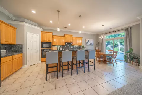 2748 Madison River Dr, Redding, CA 96002 photo 11