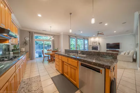 2748 Madison River Dr, Redding, CA 96002 photo 16
