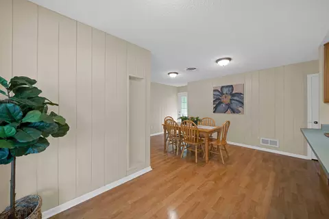 635 Orchard Estates Dr, Redding, CA 96001 photo 10