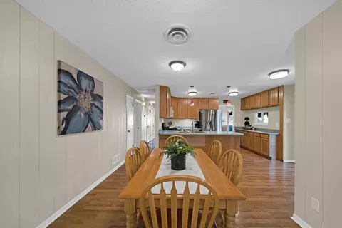 635 Orchard Estates Dr, Redding, CA 96001 photo 6