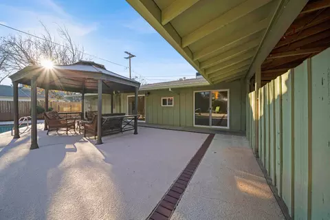 635 Orchard Estates Dr, Redding, CA 96001 photo 27