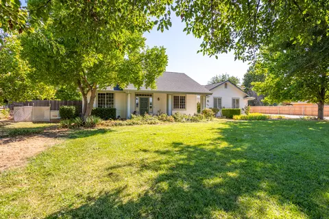 3000 Mateo Ct, Anderson, CA 96007