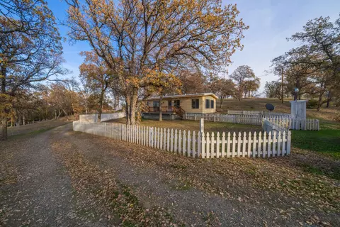 15882 S Mendocino Dr, Corning, CA 96021