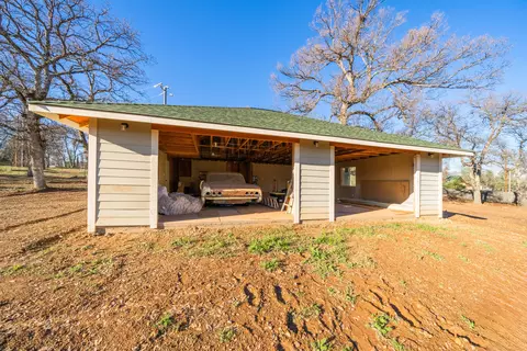 21570 Anron Ln, Redding, CA 96003 photo 17