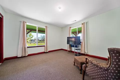 21570 Anron Ln, Redding, CA 96003 photo 9