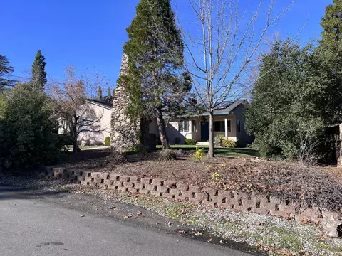 2416 Tehama St, Redding, CA 96001 photo 5