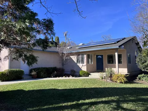 2416 Tehama St, Redding, CA 96001