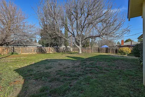 2146 Westwood Ave, Redding, CA 96001 photo 30