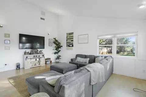 Living - 12710 Encanto Way, Redding, CA 96003 photo 1 of 3