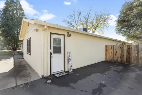 Exterior - 12710 Encanto Way, Redding, CA 96003 photo 10 of 12