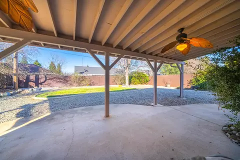 2332 Saturn Skwy, Redding, CA 96002 photo 18