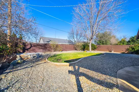 2332 Saturn Skwy, Redding, CA 96002 photo 21