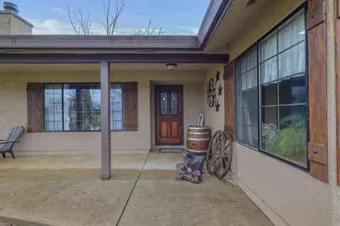 22405 Lone Tree Rd, Anderson, CA 96007