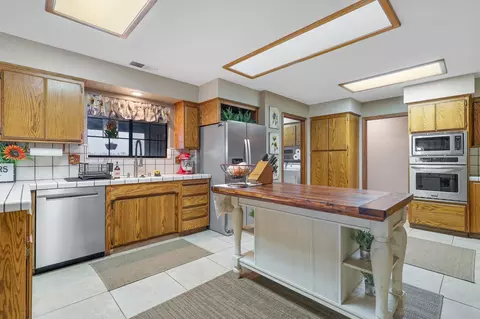 22405 Lone Tree Rd, Anderson, CA 96007 photo 9